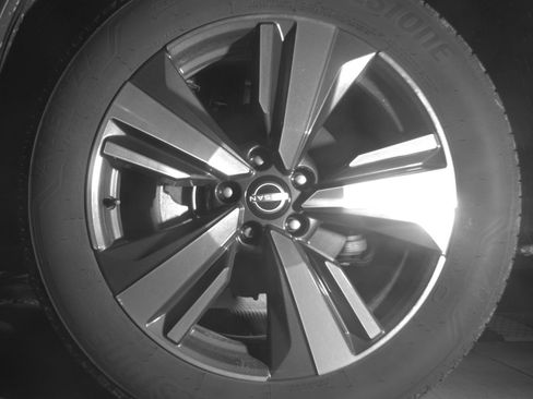 Used 2026 Nissan Rogue SL FWD image 13