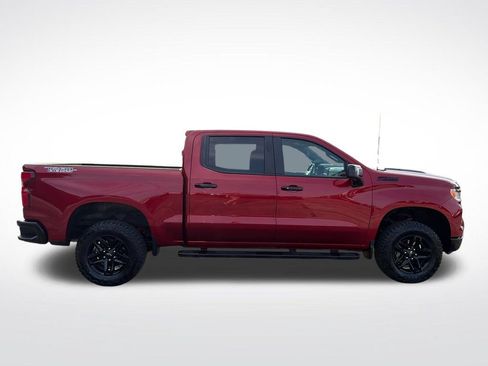 Used 2024 Chevrolet Silverado 1500 LT Trail Boss w/ LT Trail Boss Premium Package AWD/4WD image 7