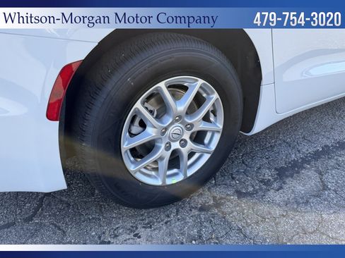 New 2026 Chrysler Pacifica Select image 36