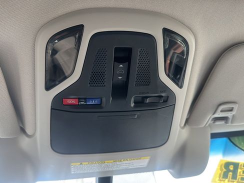 Used 2020 Subaru Outback Limited AWD/4WD image 41