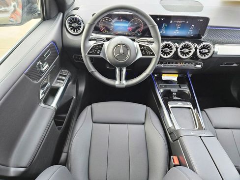 New 2026 Mercedes-Benz GLB 250 4MATIC image 13