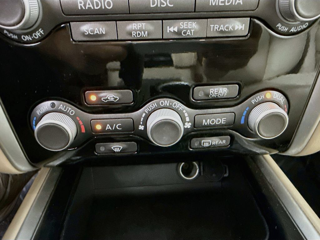 Used 2017 Nissan Pathfinder S FWD image 15
