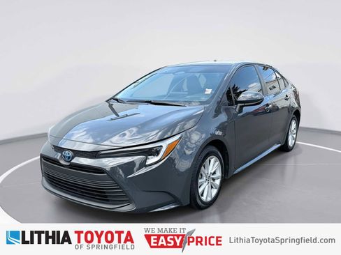 Certified 2024 Toyota Corolla LE w/ LE Convenience Package FWD image 1