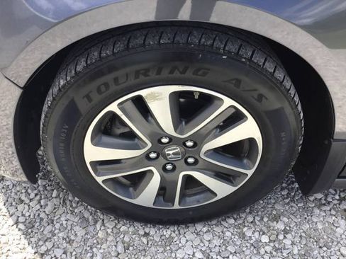 Used 2016 Honda Odyssey Touring Elite image 11