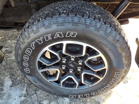 Used 2021 Ford F150 XLT w/ Equipment Group 302A High image 9