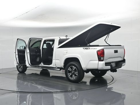 Used 2019 Toyota Tacoma TRD Sport RWD image 36