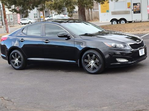 Used 2013 Kia Optima LX image 2