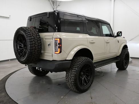 Used 2025 Ford Bronco Outer Banks AWD/4WD image 7