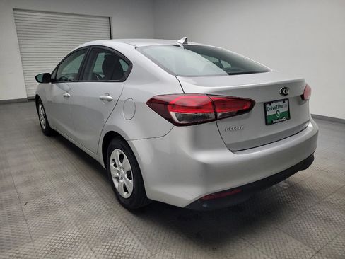 Used 2018 Kia Forte LX image 5