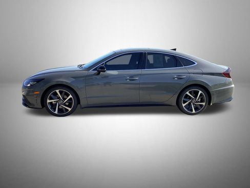 Used 2022 Hyundai Sonata SEL Plus FWD image 2