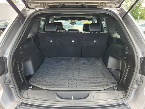 Used 2021 Jeep Grand Cherokee Limited AWD/4WD image 20