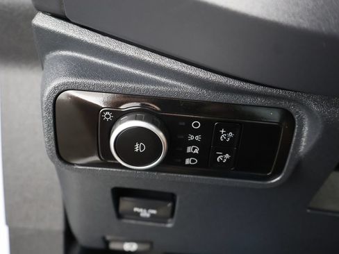 Used 2025 Ford Bronco Badlands AWD/4WD image 32