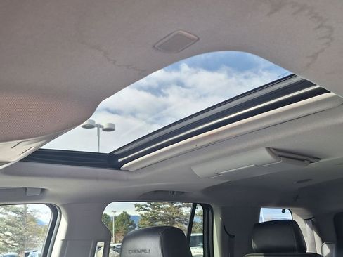 Used 2017 GMC Yukon Denali w/ Open Road Package image 30