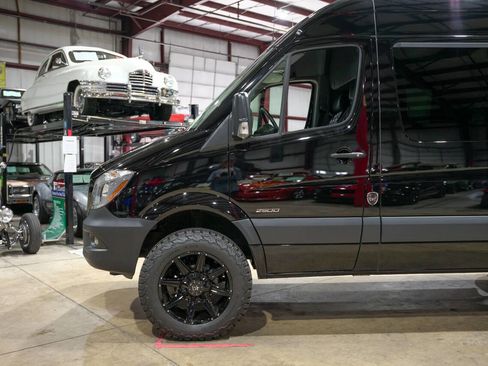 Used 2016 Freightliner Sprinter 2500 image 3