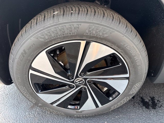 New 2026 Volkswagen Taos SE AWD/4WD image 34