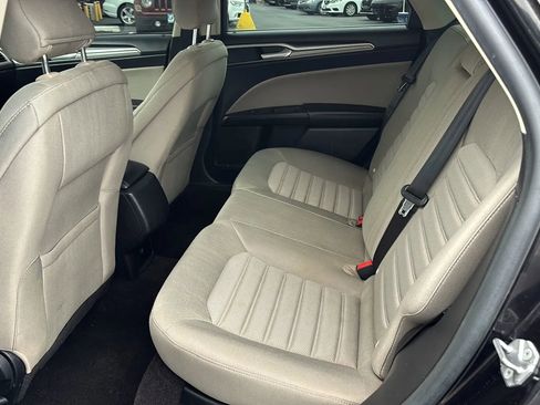Used 2019 Ford Fusion S FWD image 18