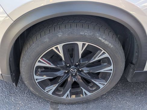 Used 2024 MAZDA CX-90 Plug-In Hybrid w/ Premium Plus AWD/4WD image 7