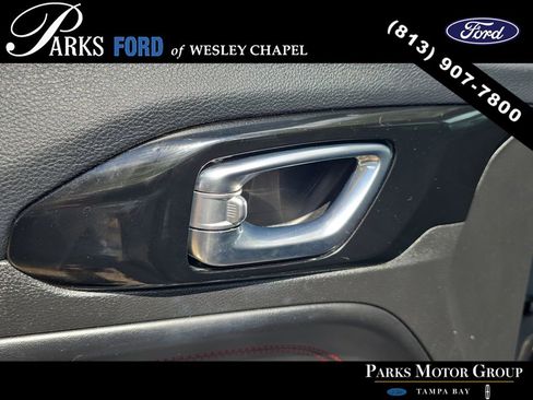 Used 2022 Jeep Compass Trailhawk image 16