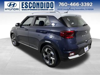 New 2026 Hyundai Venue SEL video 3