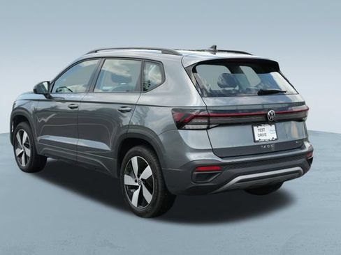 Used 2025 Volkswagen Taos S AWD/4WD image 6