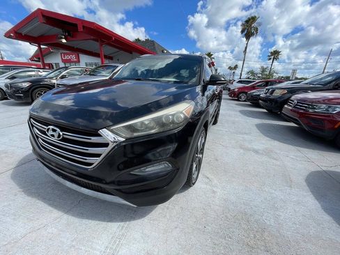 Used 2017 Hyundai Tucson Limited FWD image 4