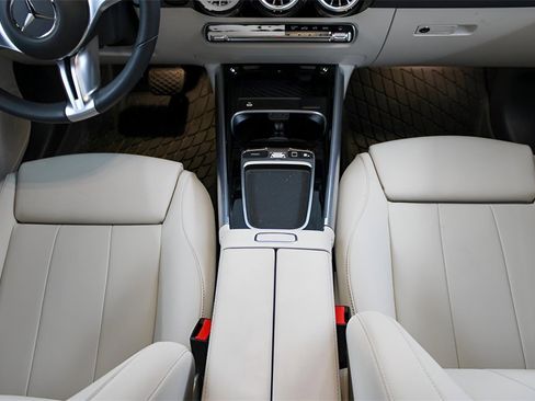 Used 2026 Mercedes-Benz GLA 250 image 16