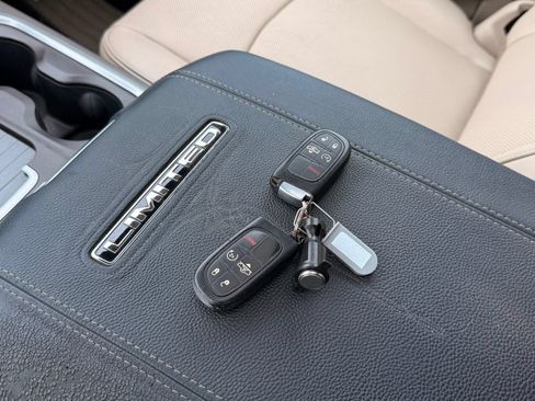 Used 2018 RAM 1500 Limited AWD/4WD image 58