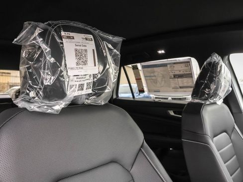 New 2026 Volkswagen Atlas Cross Sport SEL AWD/4WD image 44