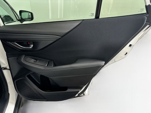 Used 2023 Subaru Outback Premium image 31