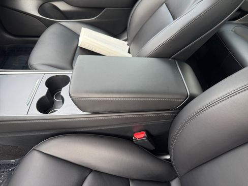 Used 2023 Tesla Model 3 Standard Range image 14