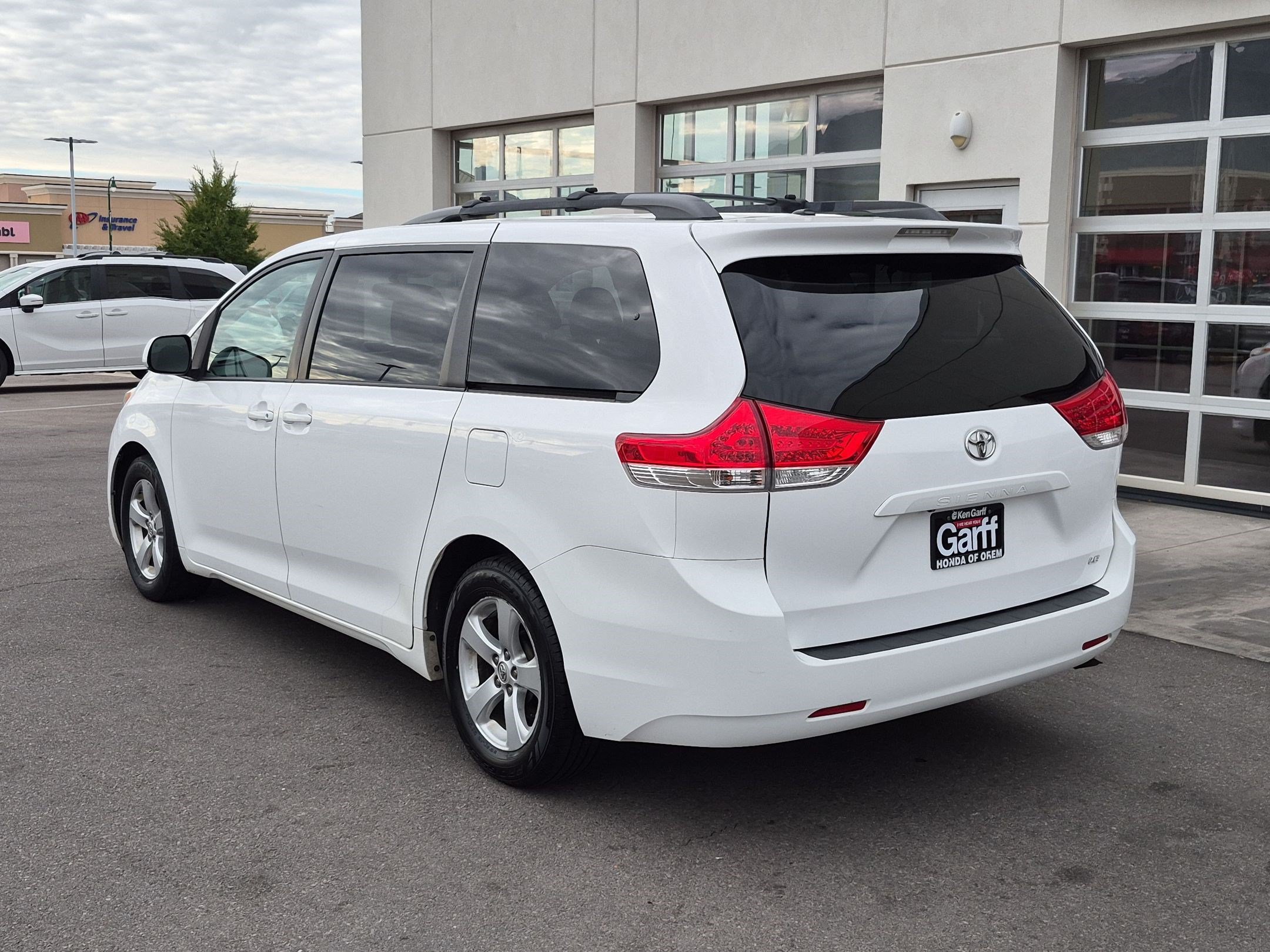 Used 2014 Toyota Sienna LE FWD image 8