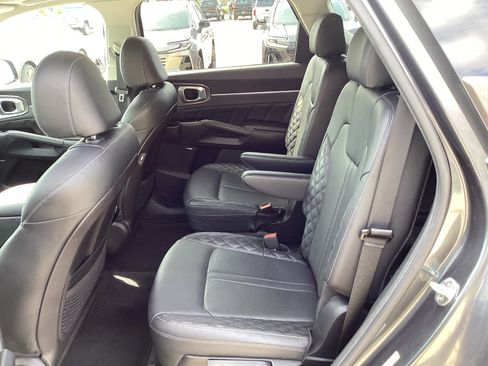 Used 2021 Kia Sorento SX FWD image 14