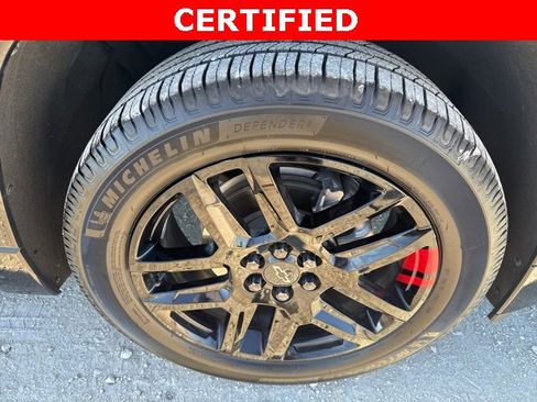 Used 2023 Chevrolet Traverse Premier w/ Redline Edition image 31