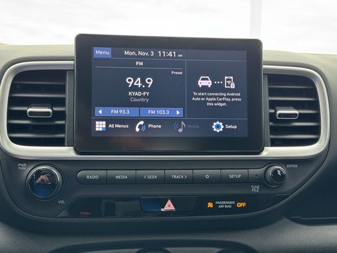 Used 2022 Hyundai Venue SEL w/ Cargo Package image 20