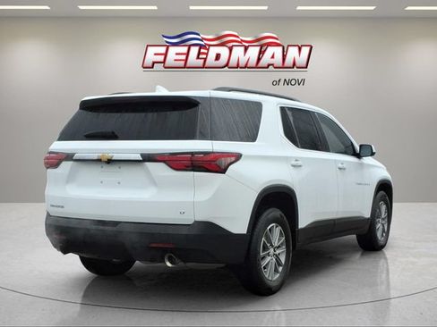 Used 2023 Chevrolet Traverse LT FWD image 6
