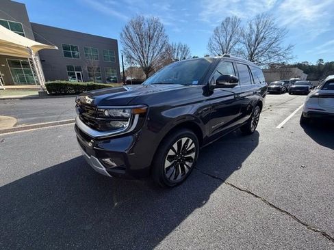 New 2025 Ford Expedition Platinum w/ Platinum Ultimate Package image 3