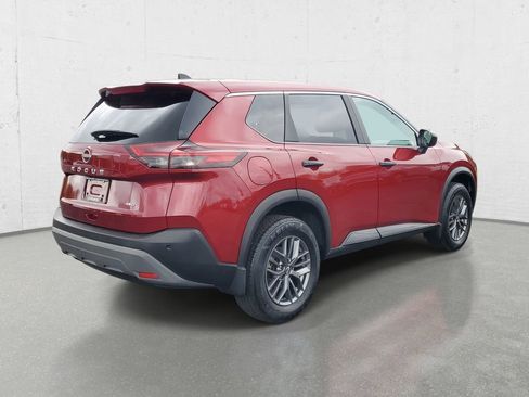 Used 2023 Nissan Rogue S AWD/4WD image 7