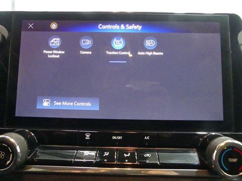 Used 2024 Chevrolet Colorado W/T image 38