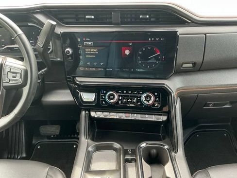 Used 2025 GMC Sierra 3500 AT4 w/ AT4 Premium Plus Package AWD/4WD image 27