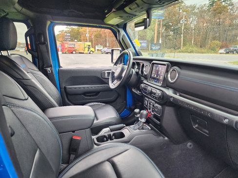 Used 2021 Jeep Wrangler Unlimited Rubicon 4xe w/ Cold Weather Group image 25