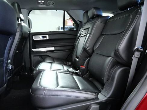 Certified 2021 Ford Explorer Limited AWD/4WD image 15