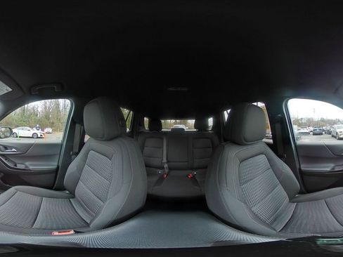 Used 2025 Chevrolet Equinox LT image 42