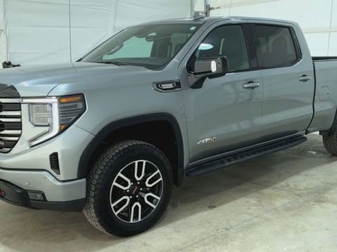 Used 2026 GMC Sierra 1500 AT4 w/ AT4 Premium Package image 4