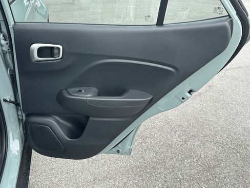 New 2026 Hyundai Venue SE FWD image 17