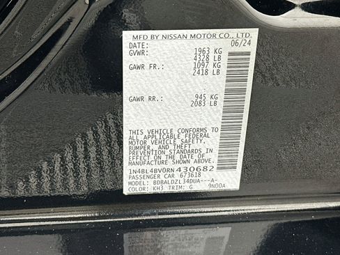 Used 2024 Nissan Altima 2.5 S FWD image 12