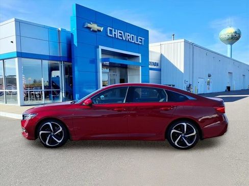 Used 2018 Honda Accord Sport image 7