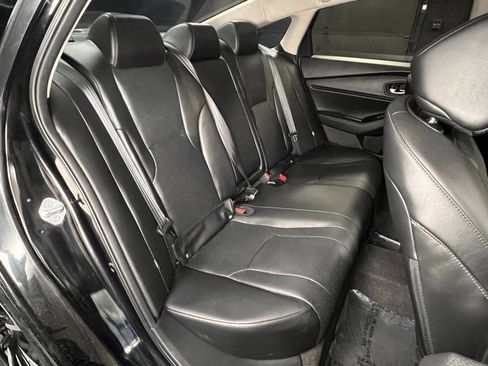 Used 2025 Honda Accord Touring image 11
