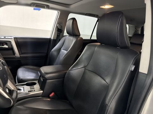 Used 2018 Toyota 4Runner Limited AWD/4WD image 5