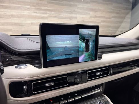 Used 2020 Lincoln Aviator Black Label AWD/4WD image 7