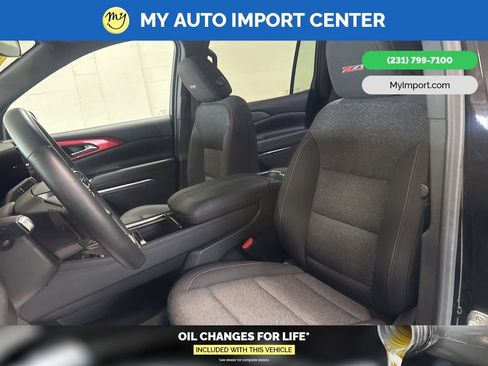 Used 2024 Chevrolet Traverse Z71 AWD/4WD image 14
